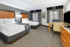 La Quinta by Wyndham Dallas - Addison Galleria